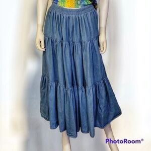 Vtg VRG SPORT 1990s Cowboy Core Chambray Denim Tiered Circle Festival Skirt